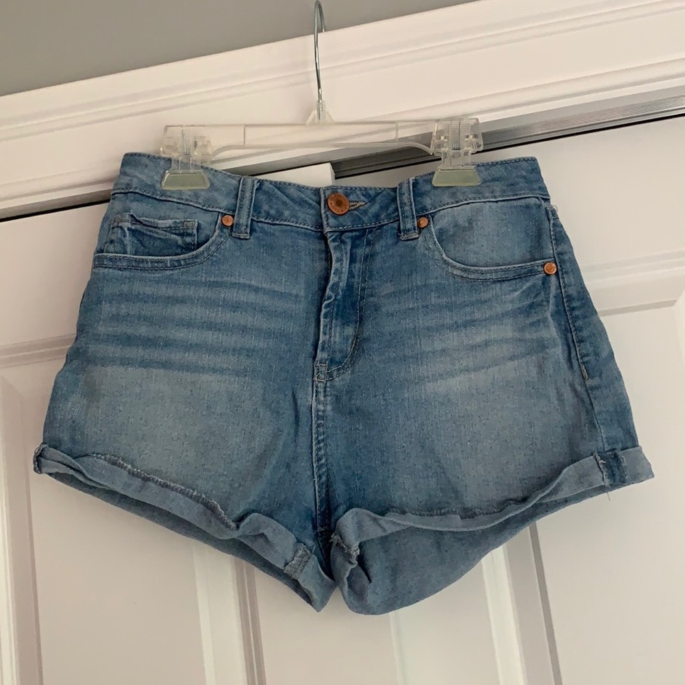 Denim shorts, Size 4